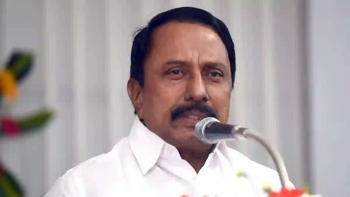 அம்மா படத்தையே வைத்துக் கொள்ளுங்கள் என விஜய் சொன்னார் –  செங்கோட்டையன் ஸ்பீச்!