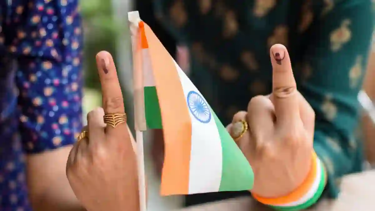 பூத் சிலிப் முதல் அடையாள அட்டை வரை – வாக்காளர்களுக்கு EC அறிவிப்பு!